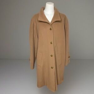 NWT Women's Dennis Basso Tan Button-Up
Wool, Cashmere Blend Coat.